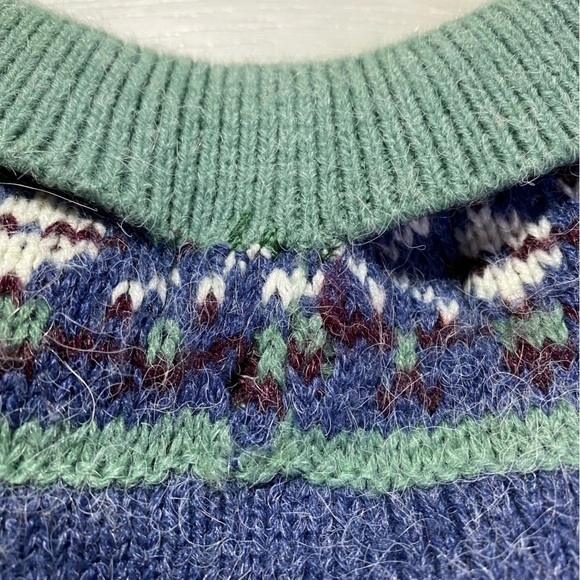 Vintage Gina Peters Henley Wool Blend Indian Blanket Sweater, Est. Sz Med-Large - Picture 3 of 7